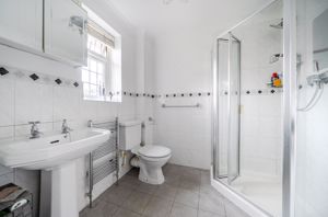 En suite- click for photo gallery